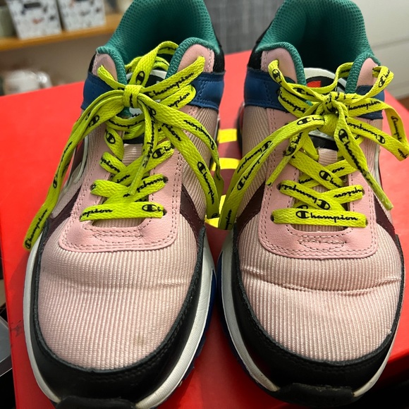 Special edition champion sneakers - Picture 2 of 4